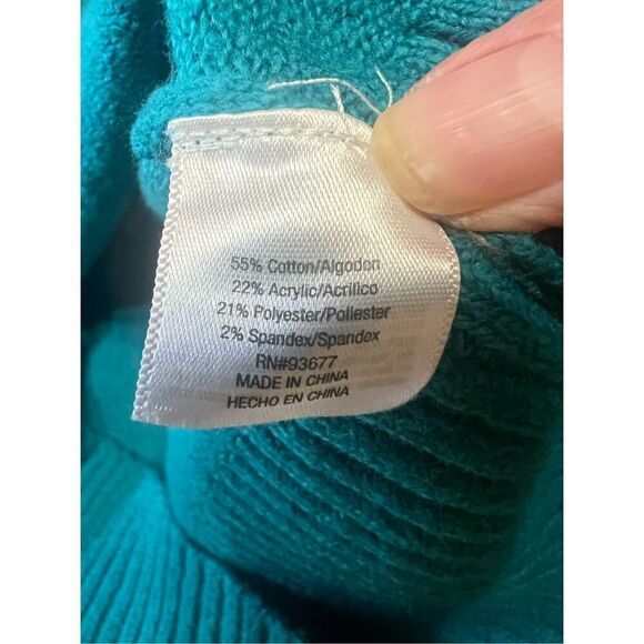 ST. John’s Bay Womans Pullover Low V Sweater Green Sz L NWT - Picture 5 of 8